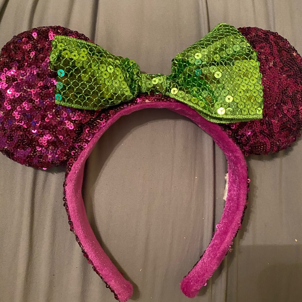 Purple Minnie ears